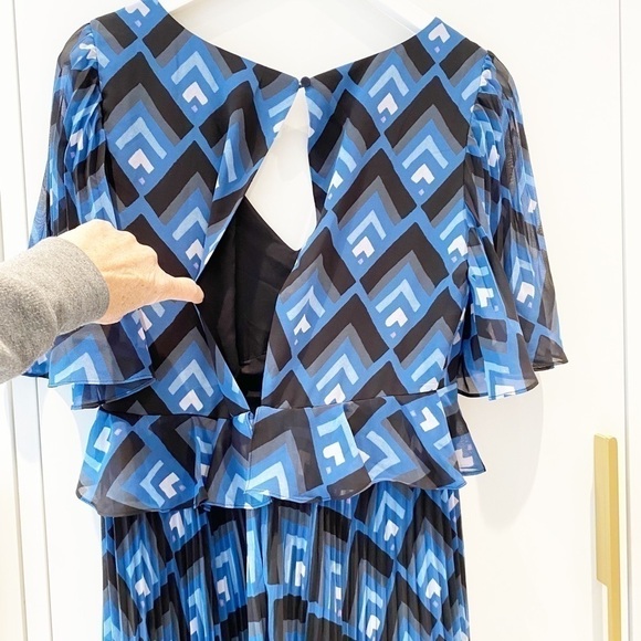 BNWT Club Monaco Gostanzah Geo Print Dress - Picture 10 of 12